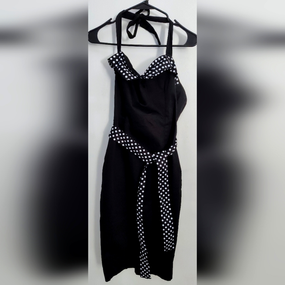 Pin-up Polkadot Wiggle Dress